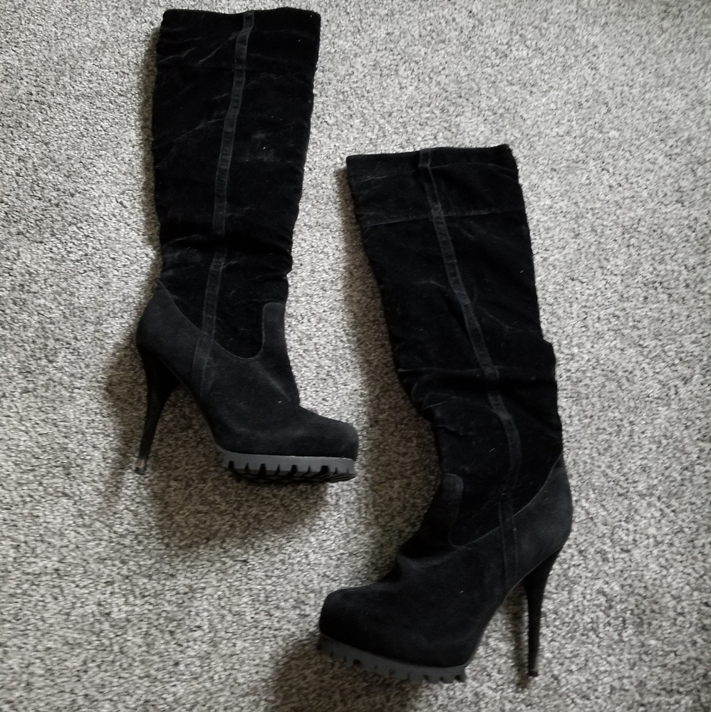 Knee high black suede boots size 7